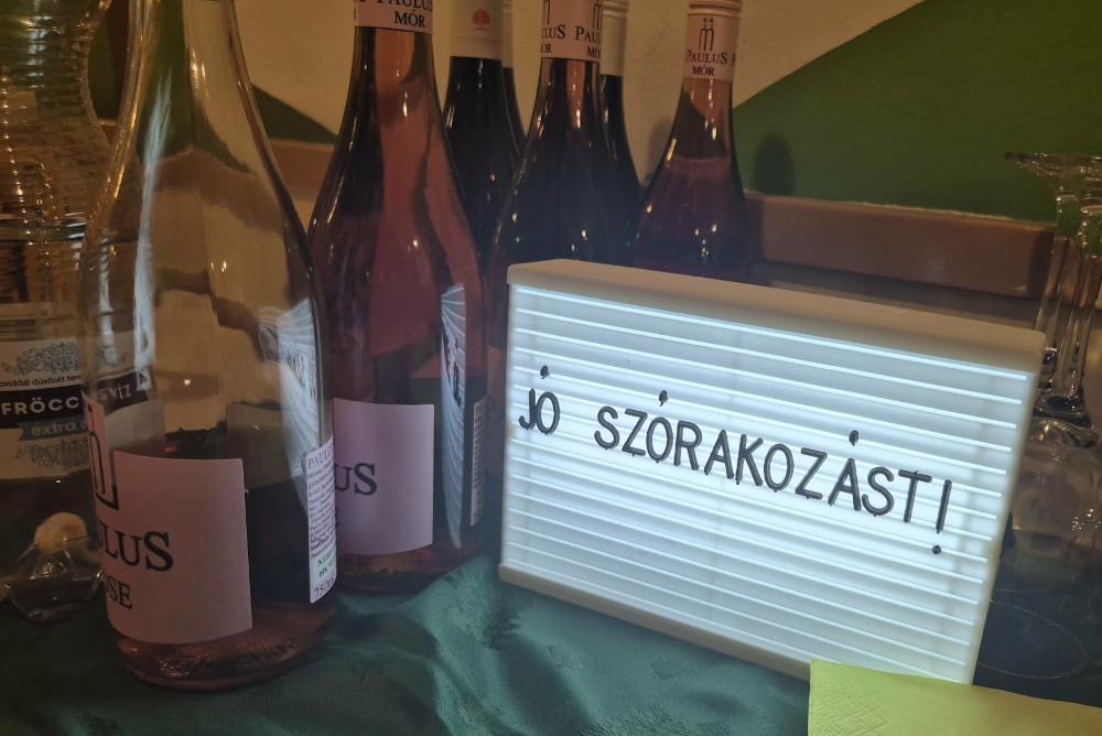 elszöv_pető